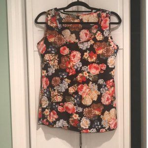 NWOT FLOWER TOP